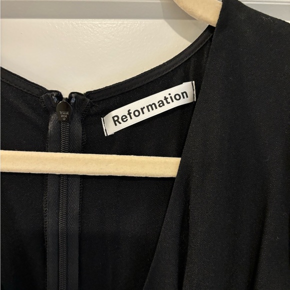 Reformation Everett Dress, size 4 - Picture 4 of 7